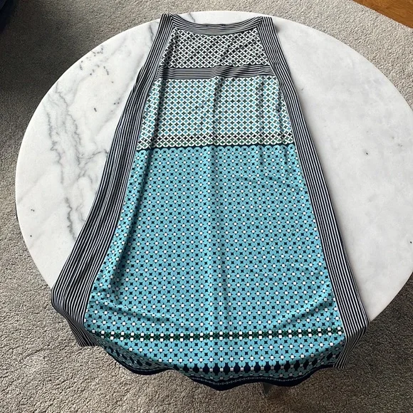 Max Studio Shift Dress - Picture 5 of 12